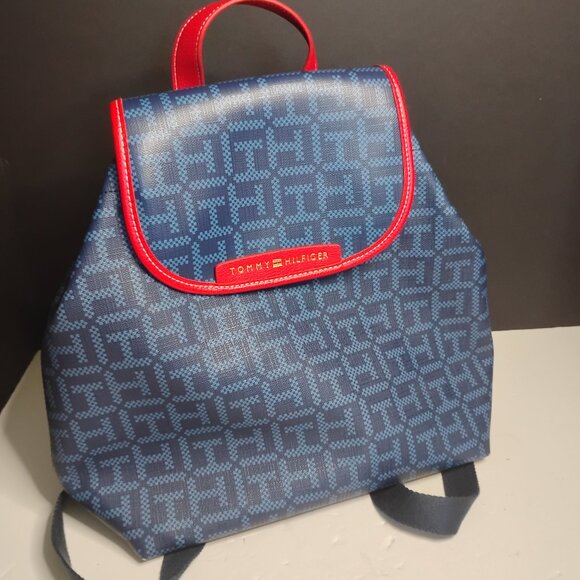 Tommy Hilfiger Dianna II Large Flap Backpack - Picture 1 of 8